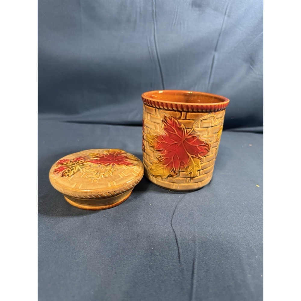Ceramic Crock/Container  w/ Lid Fall Theme Thanksgiving Decor